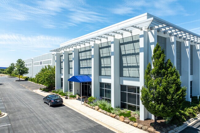 More details for 4101 Olympic Blvd, Joliet, IL - Industrial to Rent