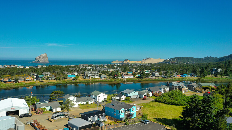 34970 Brooten rd, Pacific City, OR for sale - Building Photo - Image 1 of 16