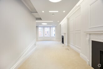 56 Grosvenor St, London to rent Interior Photo- Image 2 of 3