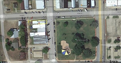 190 S Commerce St, Frankston, TX - aerial  map view