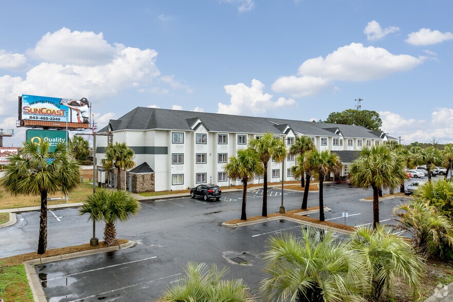 401 Hospitality Ln, Myrtle Beach, SC for sale - Primary Photo - Image 1 of 1