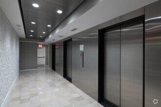 14 NE 1st Ave, Miami, FL to rent Interior Photo- Image 1 of 14