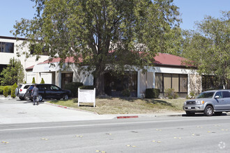 Brugger Plaza Office/Ind. condo’s 4 Sale portfolio of 8 properties for sale on LoopNet.co.uk Building Photo- Image 1 of 21