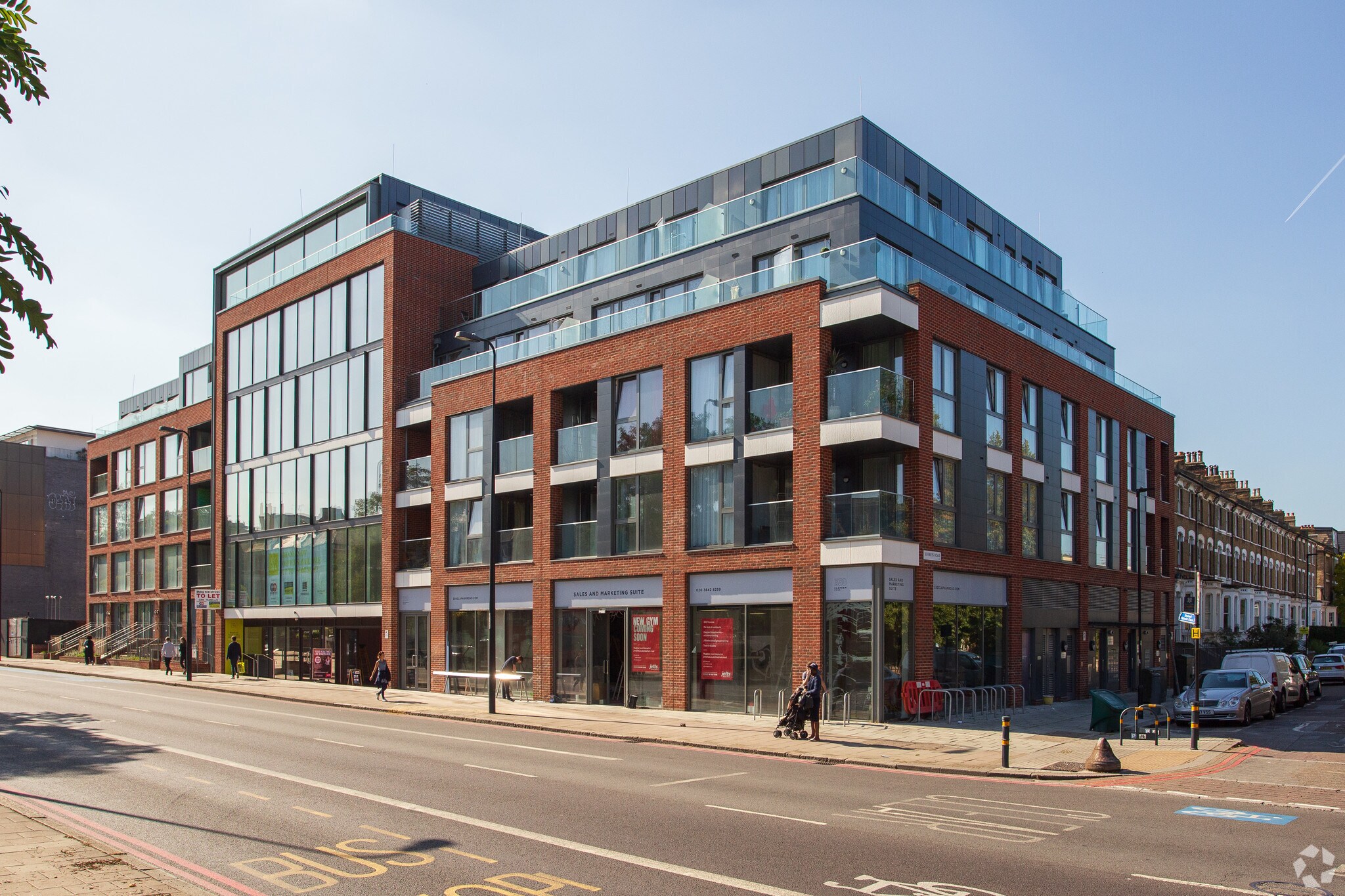 330 Clapham Rd, London for sale Building Photo- Image 1 of 1