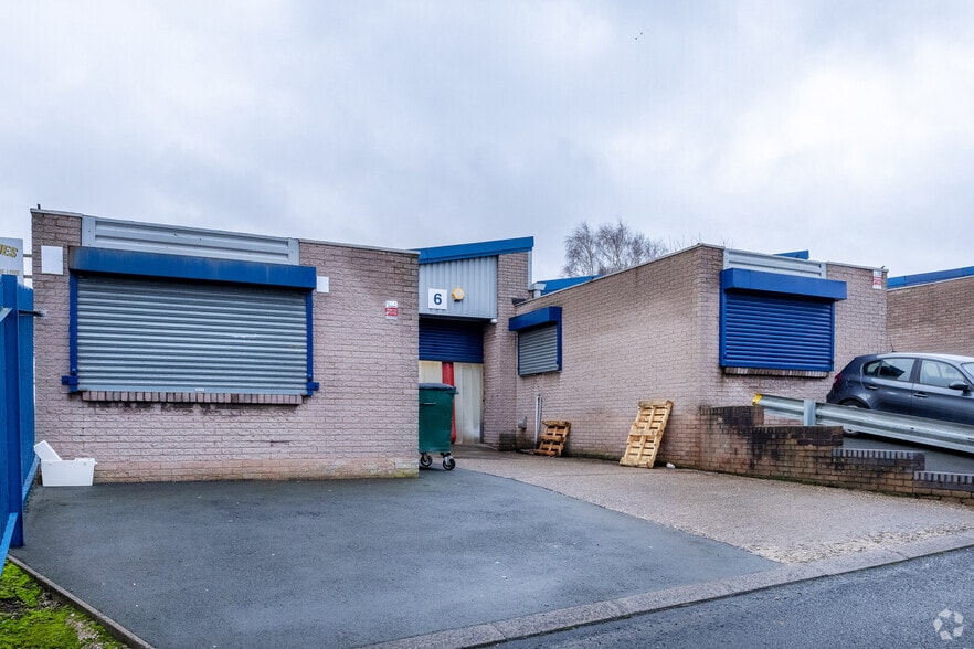 Park Rd, Birmingham to rent - Primary Photo - Image 2 of 3