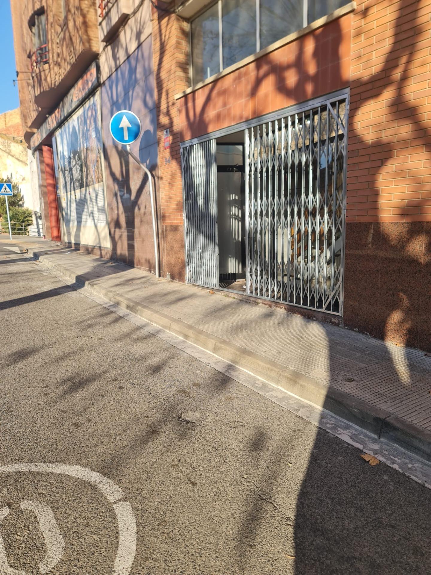 Retail in El Vendrell, Tarragona to rent Building Photo- Image 1 of 24