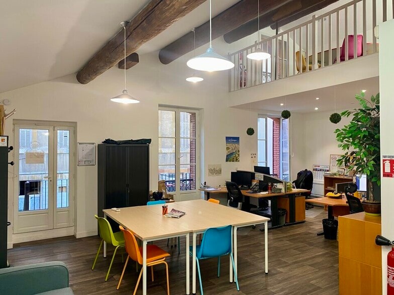 Office in Marseille for sale - Interior Photo - Image 3 of 6