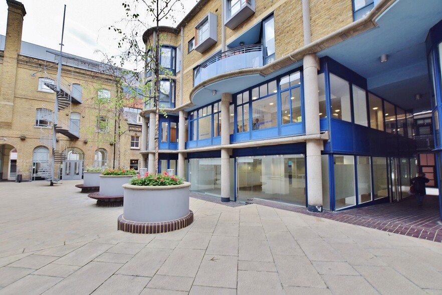 Brewery Sq, London for rent - Primary Photo - Image 1 of 11