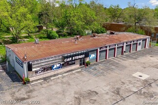 More details for 2833 S Dort Hwy, Flint, MI - Light Industrial for Sale