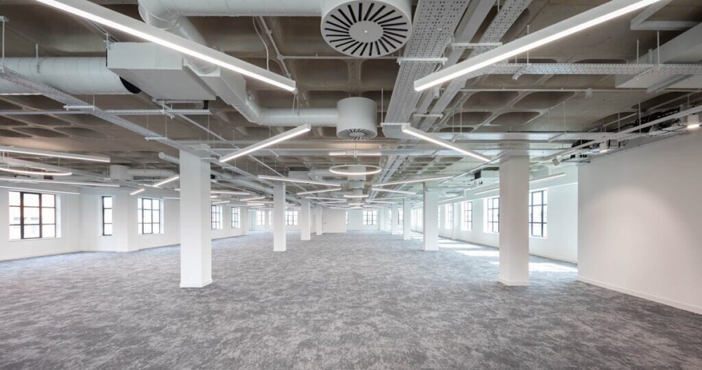 46 Clarendon Rd, Watford to rent Interior Photo- Image 1 of 7