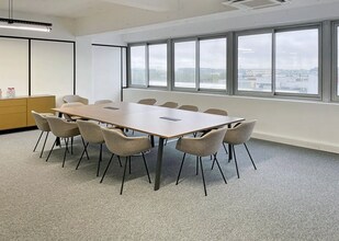 14-22 Rue D'arras, Nanterre to rent Interior Photo- Image 1 of 6