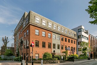 More details for 3-5 Eastern Rd, Romford - Office for Rent