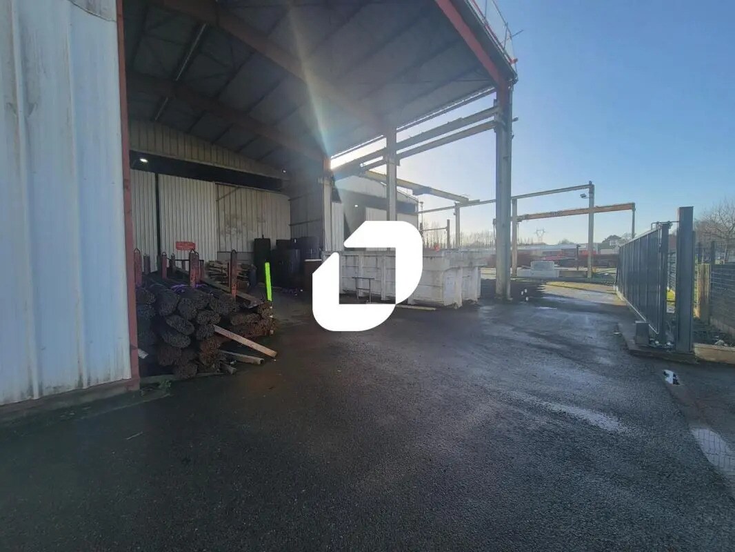 Office in Vertou to rent Building Photo- Image 1 of 15