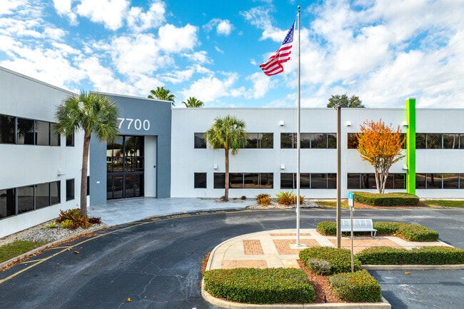 More details for 7600 Southland Blvd, Orlando, FL - Mixed-use to Rent