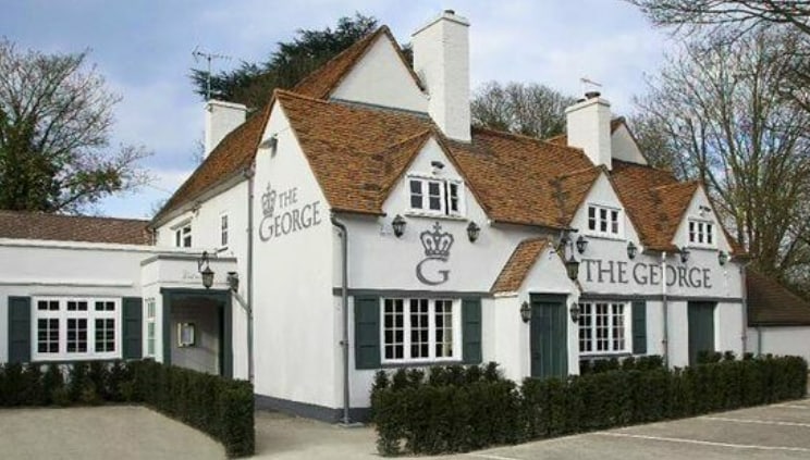 29 Windsor Rd, Staines to rent - Building Photo - Image 3 of 7