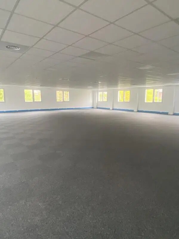 22 Rue Du 35Eme Regiment D'Aviation, Bron, RHO 69500 - Unit 0.1 -  - Interior Photo - Image 1 of 3