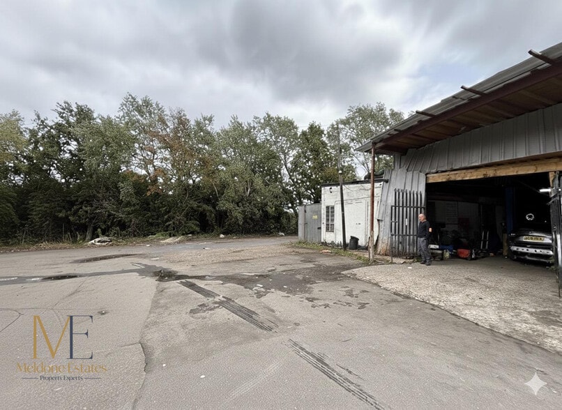 Hawley Rd, Dartford for sale - Building Photo - Image 2 of 18