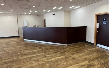 21-25 King St, Bedworth to rent Building Photo- Image 1 of 3