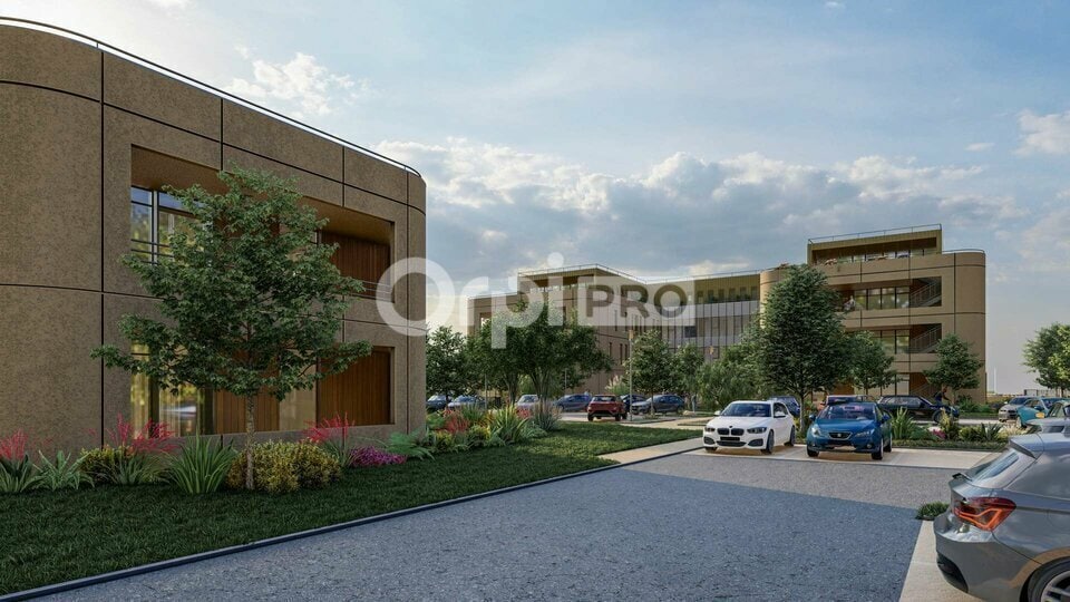 Office in Genas to rent Building Photo- Image 1 of 18
