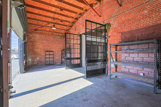 2332 E 8th St, Los Angeles, CA for rent Building Photo- Image 1 of 51