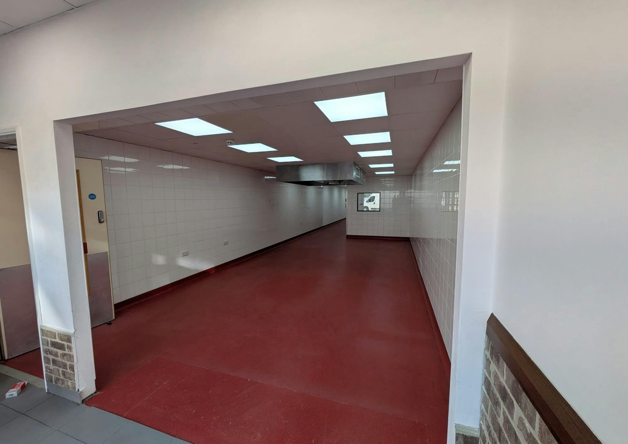181-183 Fleet Rd, Fleet to rent Interior Photo- Image 1 of 3