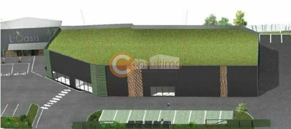 Retail in SAINT-JEAN-D'ILLAC to rent Building Photo- Image 1 of 4