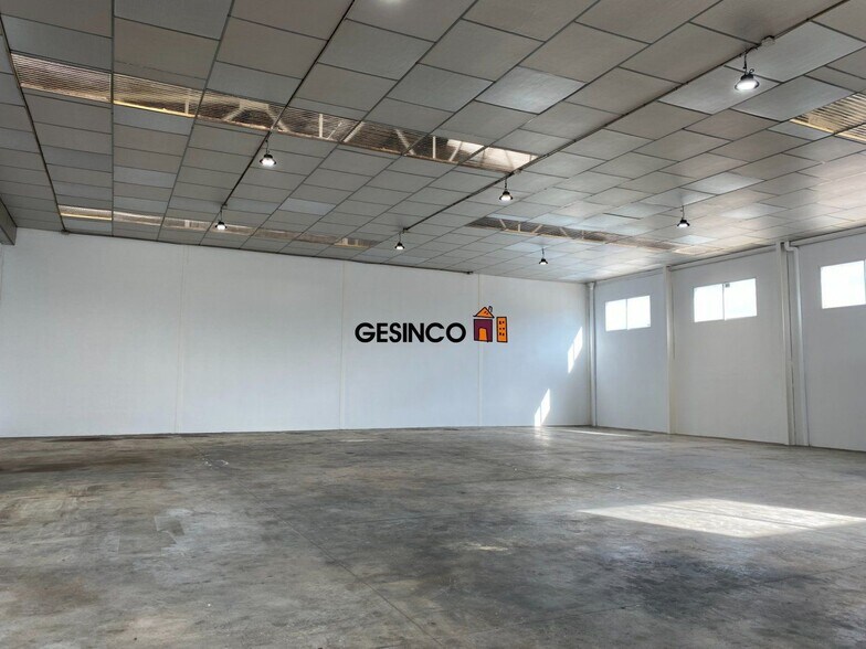 Industrial in Ontinyent to rent - Interior Photo - Image 2 of 5