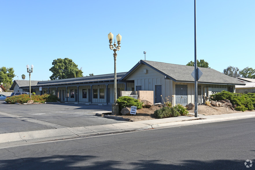 3097 Willow Ave, Clovis, CA for rent - Building Photo - Image 2 of 4