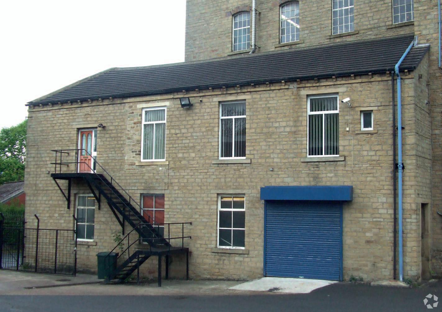 Quebec St, Elland for sale Primary Photo- Image 1 of 1