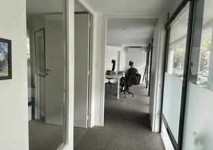 Office in Lyon to rent Interior Photo- Image 2 of 5