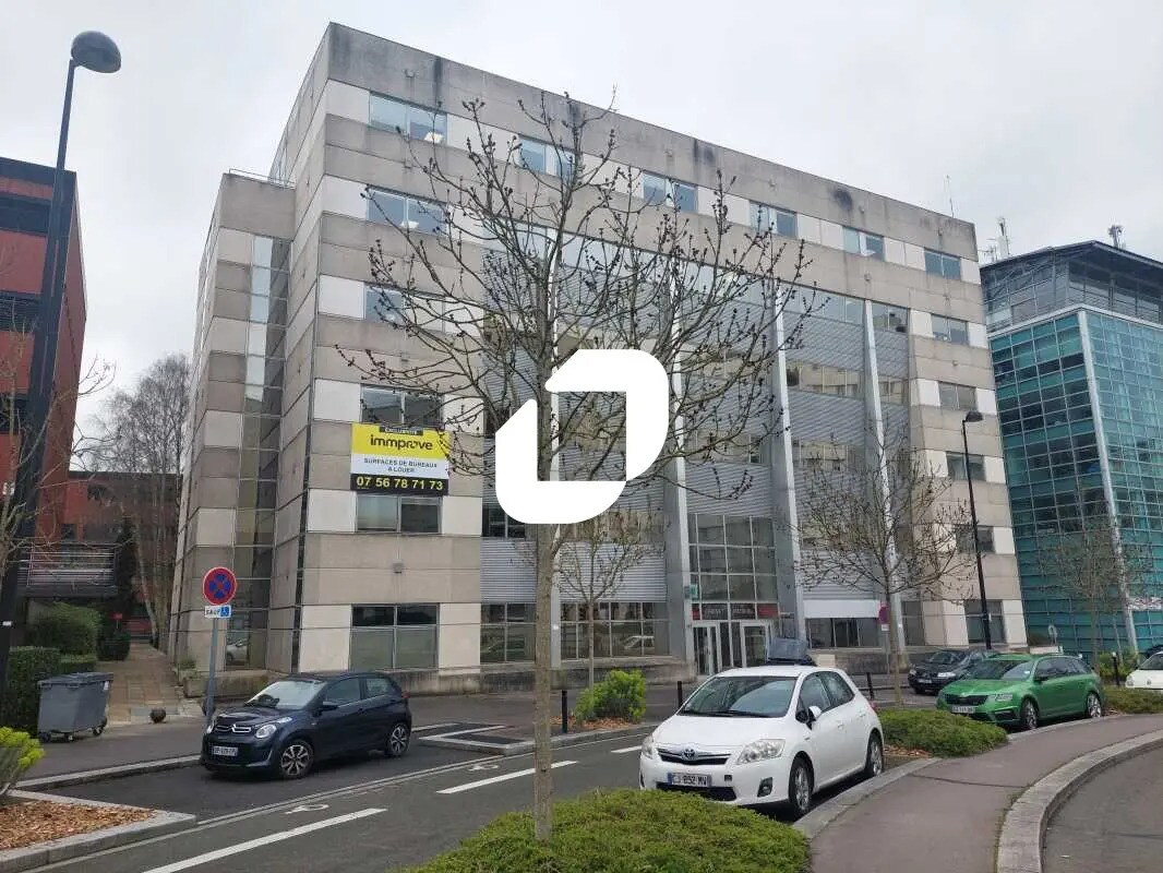 41 Boulevard Vauban, Guyancourt to rent Building Photo- Image 1 of 9