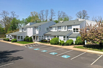 345 N York Rd, Hatboro, PA for rent Building Photo- Image 1 of 7