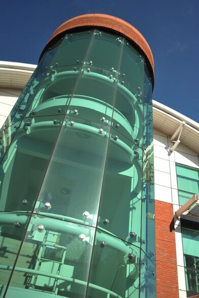 1200 Daresbury Park, Warrington to rent - Building Photo - Image 2 of 11