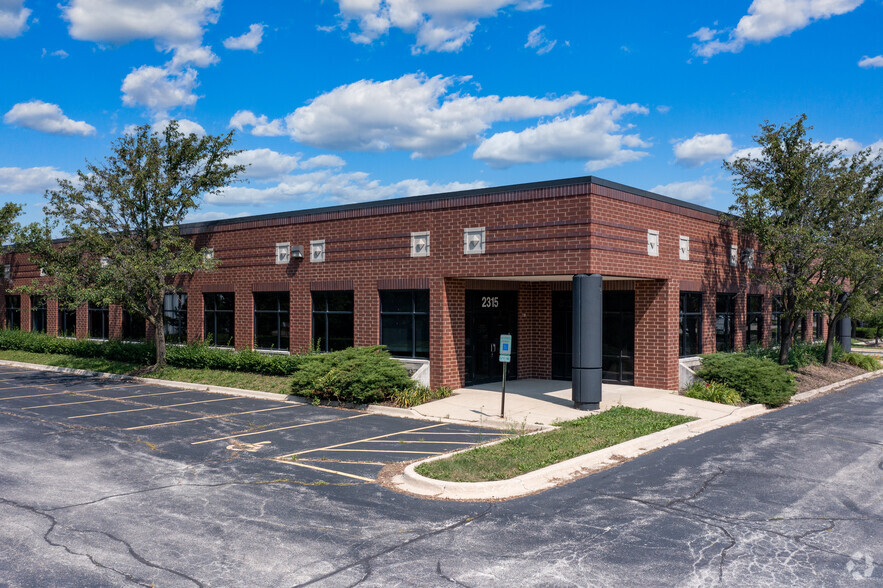 2315 Enterprise Dr, Westchester, IL for sale - Building Photo - Image 1 of 1