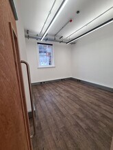 Office 1 Endeavour House 2 Twisleton Court, Dartford to rent Interior Photo- Image 2 of 5