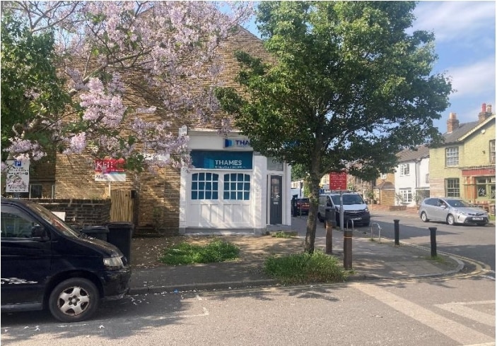 63a Park Rd, Kingston Upon Thames to rent - Building Photo - Image 3 of 4