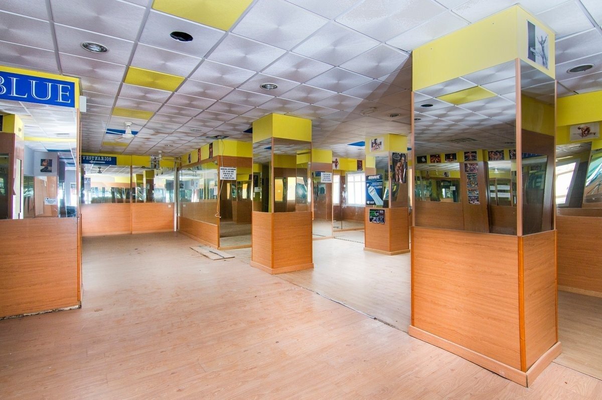 Retail in Granada, Granada for sale Building Photo- Image 1 of 24