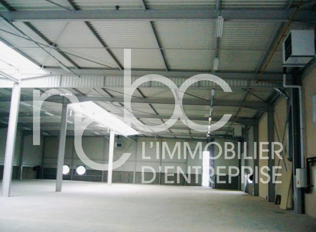 Light Industrial in Chaponnay to rent Building Photo- Image 1 of 4