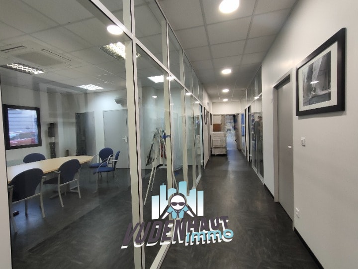 Light Industrial in Montrabé to rent Interior Photo- Image 1 of 10