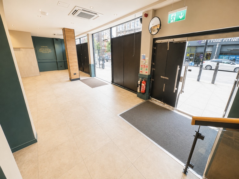 24-32 Kilburn High Rd, London to rent - Building Photo - Image 2 of 8