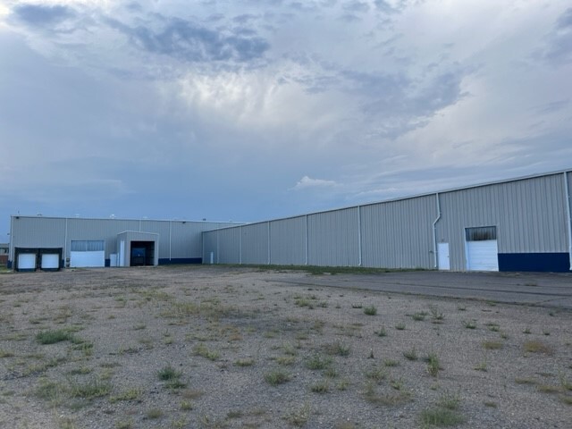 1301 Iowa Ave, Longmont, CO for rent - Building Photo - Image 3 of 11