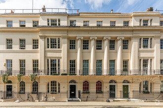 27 Fitzroy Sq, London for sale Primary Photo- Image 1 of 1