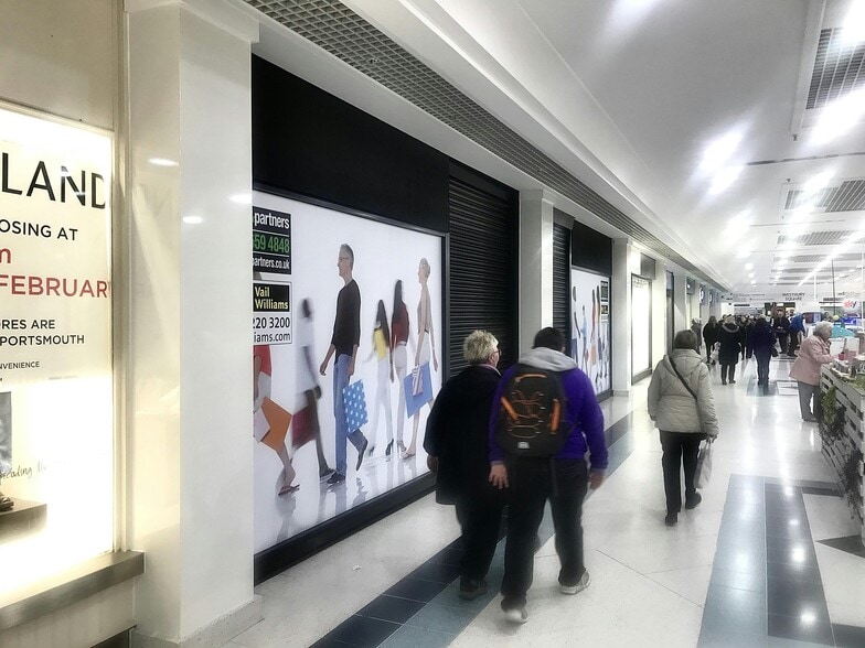 38 Osborn Rd, Fareham to rent - Building Photo - Image 2 of 22