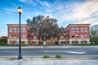 1100 Main St, Woodland, CA for rent Building Photo- Image 1 of 10