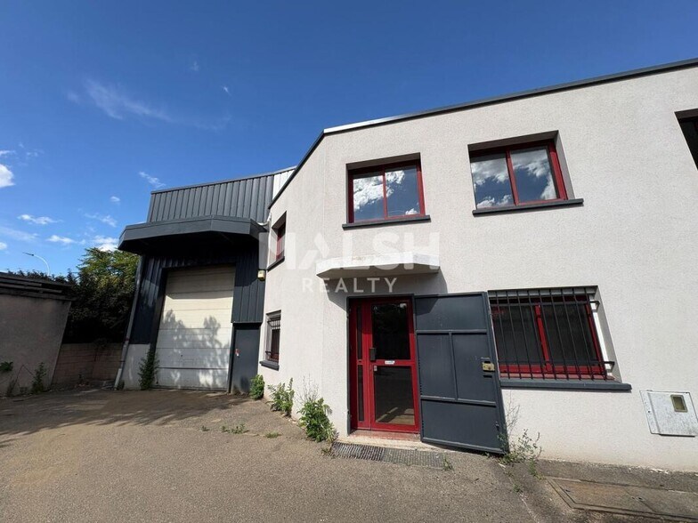 Light Industrial in Saint-Priest to rent - Building Photo - Image 1 of 18