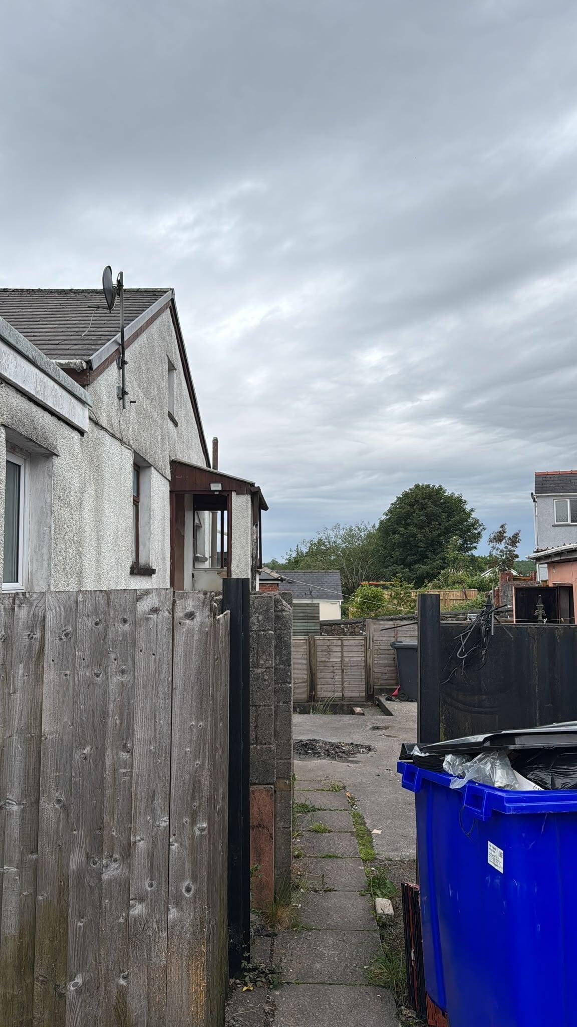 Beaufort Rise, Ebbw Vale for sale Primary Photo- Image 1 of 8