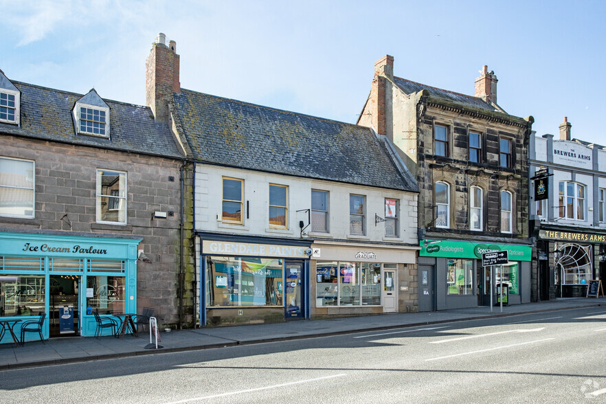 109 Marygate, Berwick Upon Tweed for sale - Primary Photo - Image 1 of 6