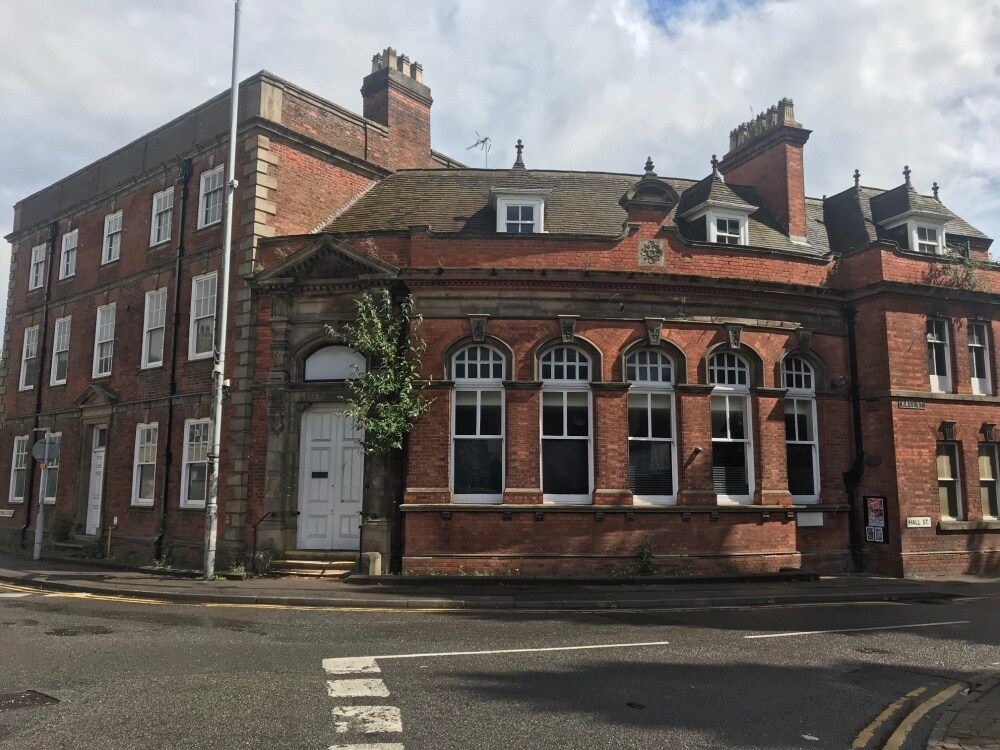 8 Lichfield St, Bilston for sale Primary Photo- Image 1 of 1