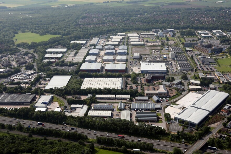 Risley Rd, Warrington to rent - Building Photo - Image 3 of 18