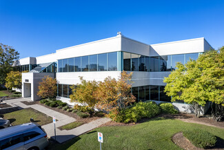 More details for 2030 Bristol Cir, Oakville, ON - Office for Rent